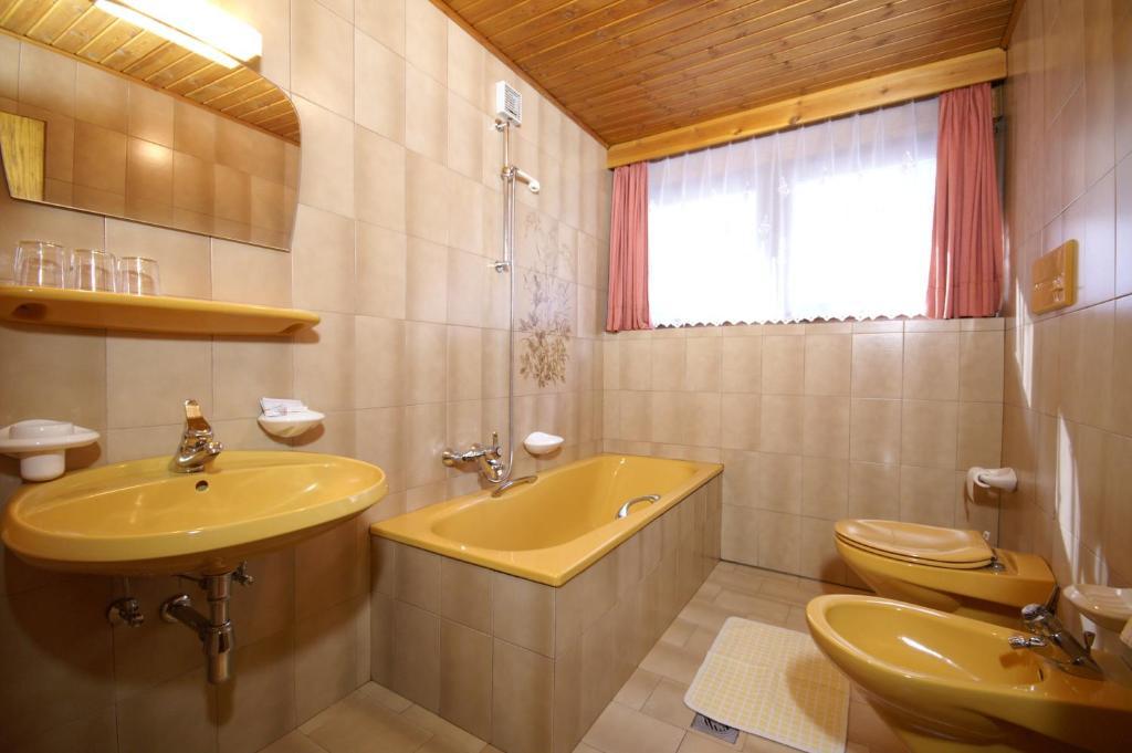 Albergo Gader St. Vigil Zimmer foto